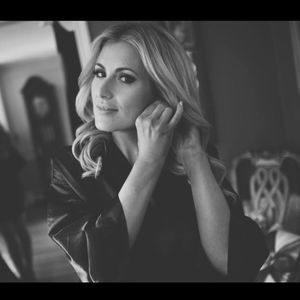 Meet your Posher, Elina